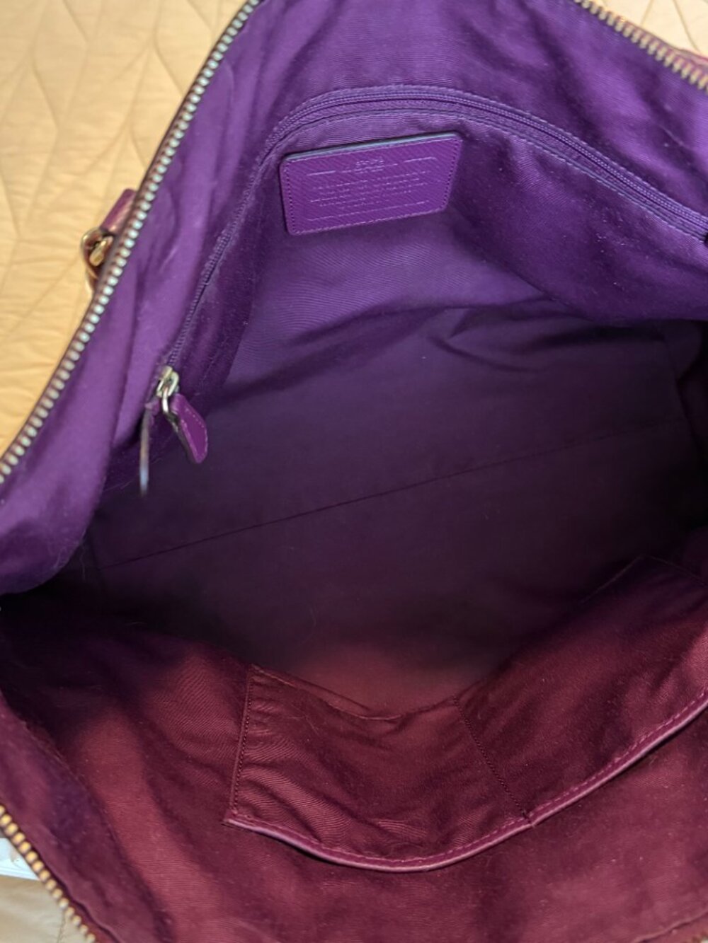 COACH Ava Chain Tote Crossgrain Leather Gold Chain Purple Plum Handbag F37201 - Picture 7 of 15